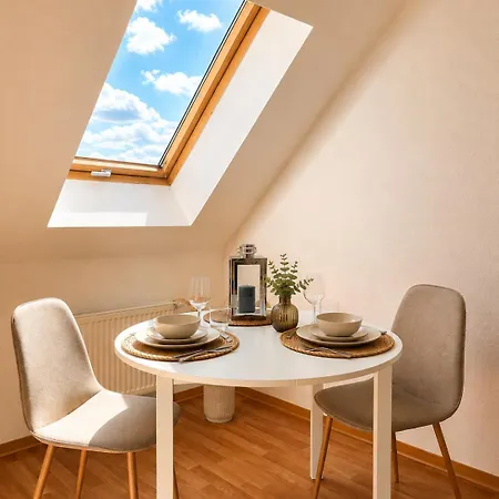 Schoenblick Am Stadtfeld Apartamento *